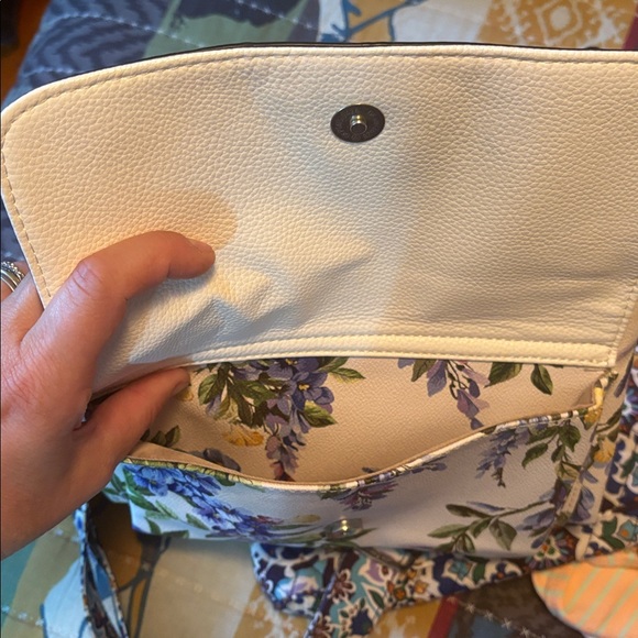 Dana Buchman White and Purple Floral Crossbody Bag - Picture 4 of 5